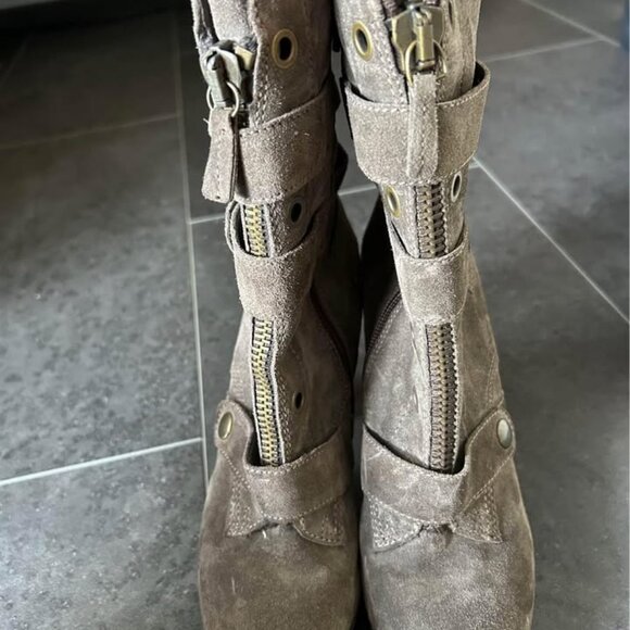 Janet and Janet boots - Picture 3 of 6